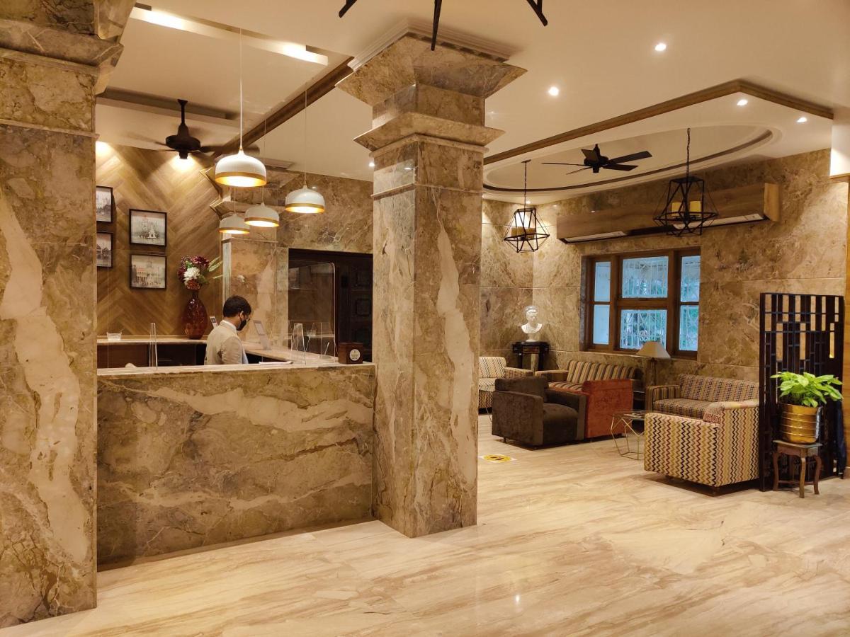 Grand - Ballard Estate, 3*